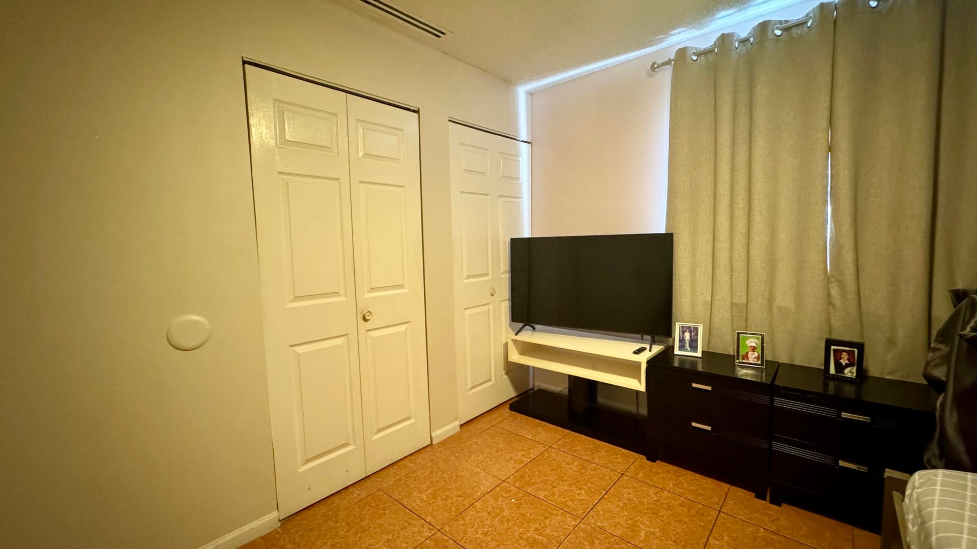 Unit 208 photo 15