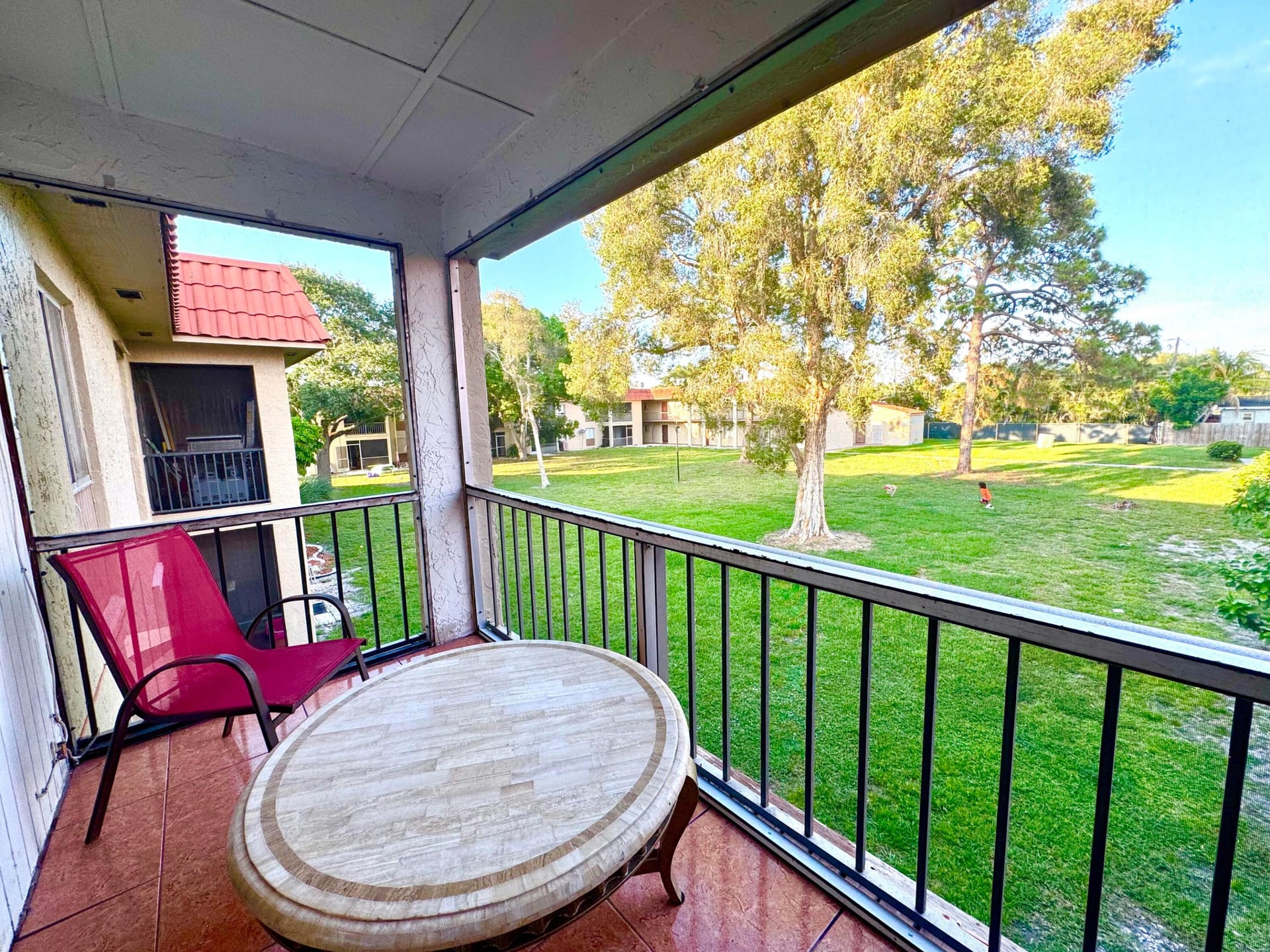 Unit 208 photo 18