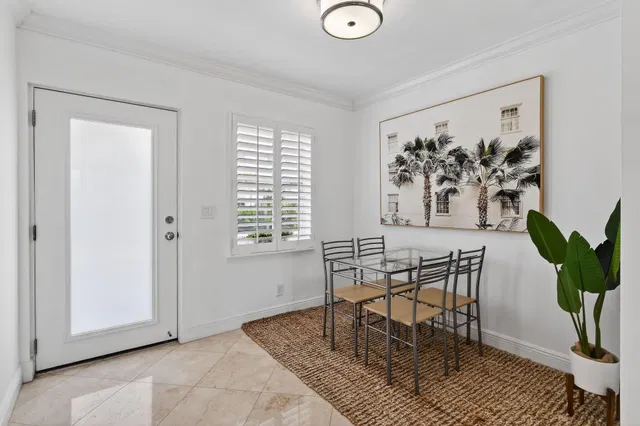Unit 2030 photo 12