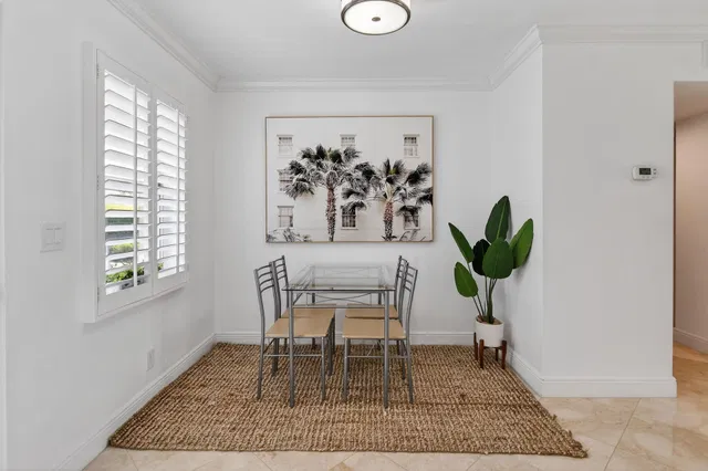 Unit 2030 photo 13