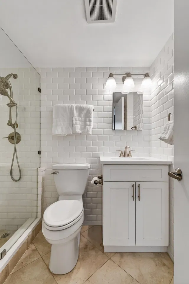 Unit 2030 photo 25