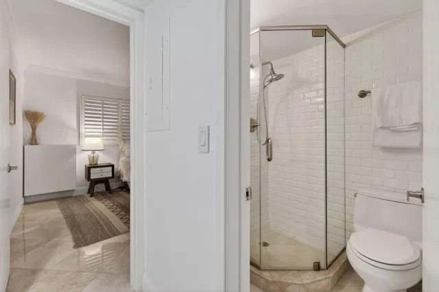 Unit 2030 photo 32