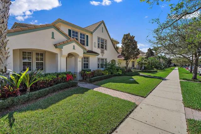 Evergrene Palm Beach Gardens Residence photo 3