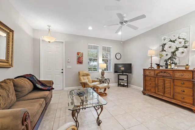 Evergrene Palm Beach Gardens Residence photo 10