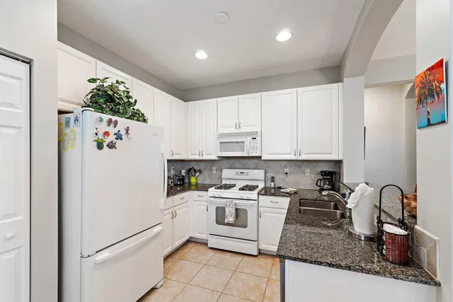 Evergrene Palm Beach Gardens Residence photo 13