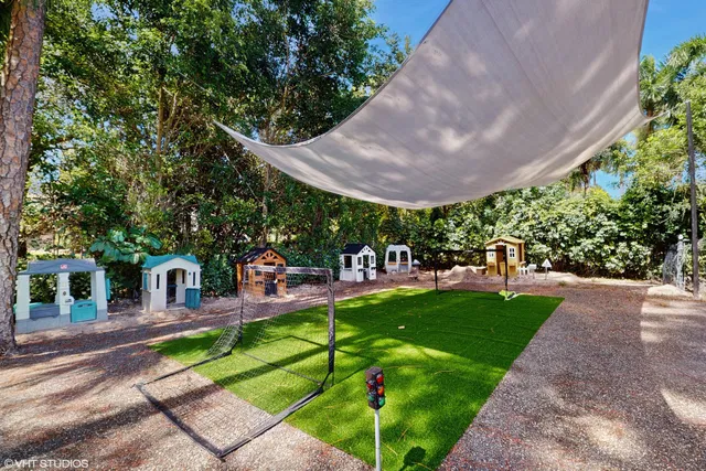 Paddock Park 1 Residence photo 8