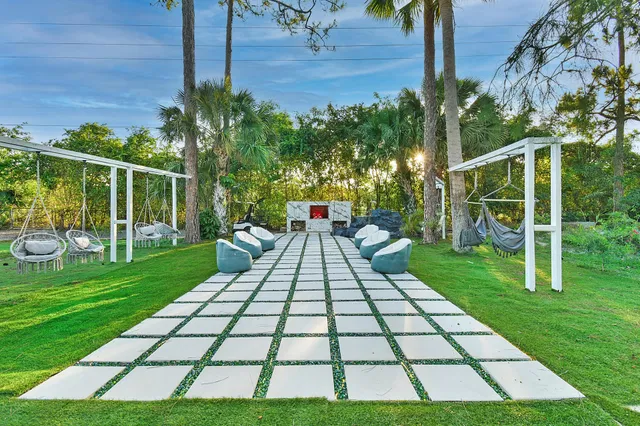 Paddock Park 1 Residence photo 36