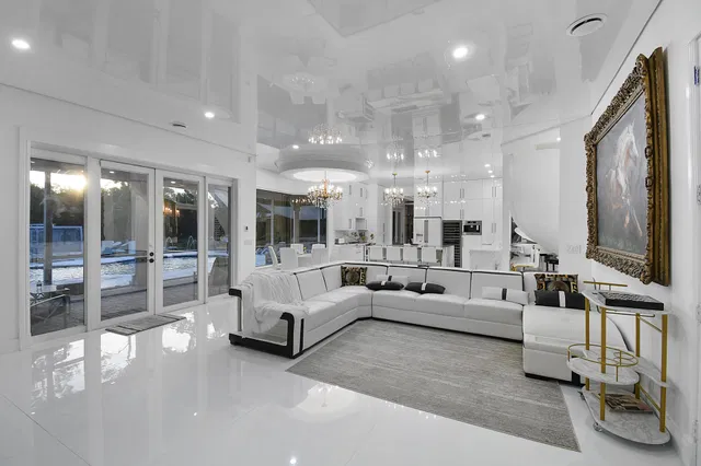 Paddock Park 1 Residence photo 66