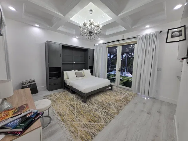 Paddock Park 1 Residence photo 96