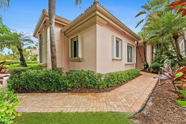 Boca Grove Residence photo 2