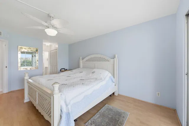 Unit 603 photo 18