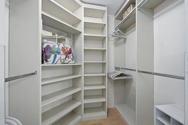 Unit 603 photo 19