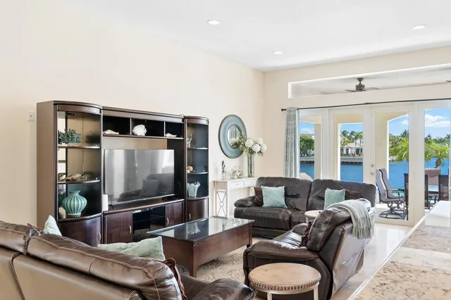 Tradewinds Estates Residence photo 9