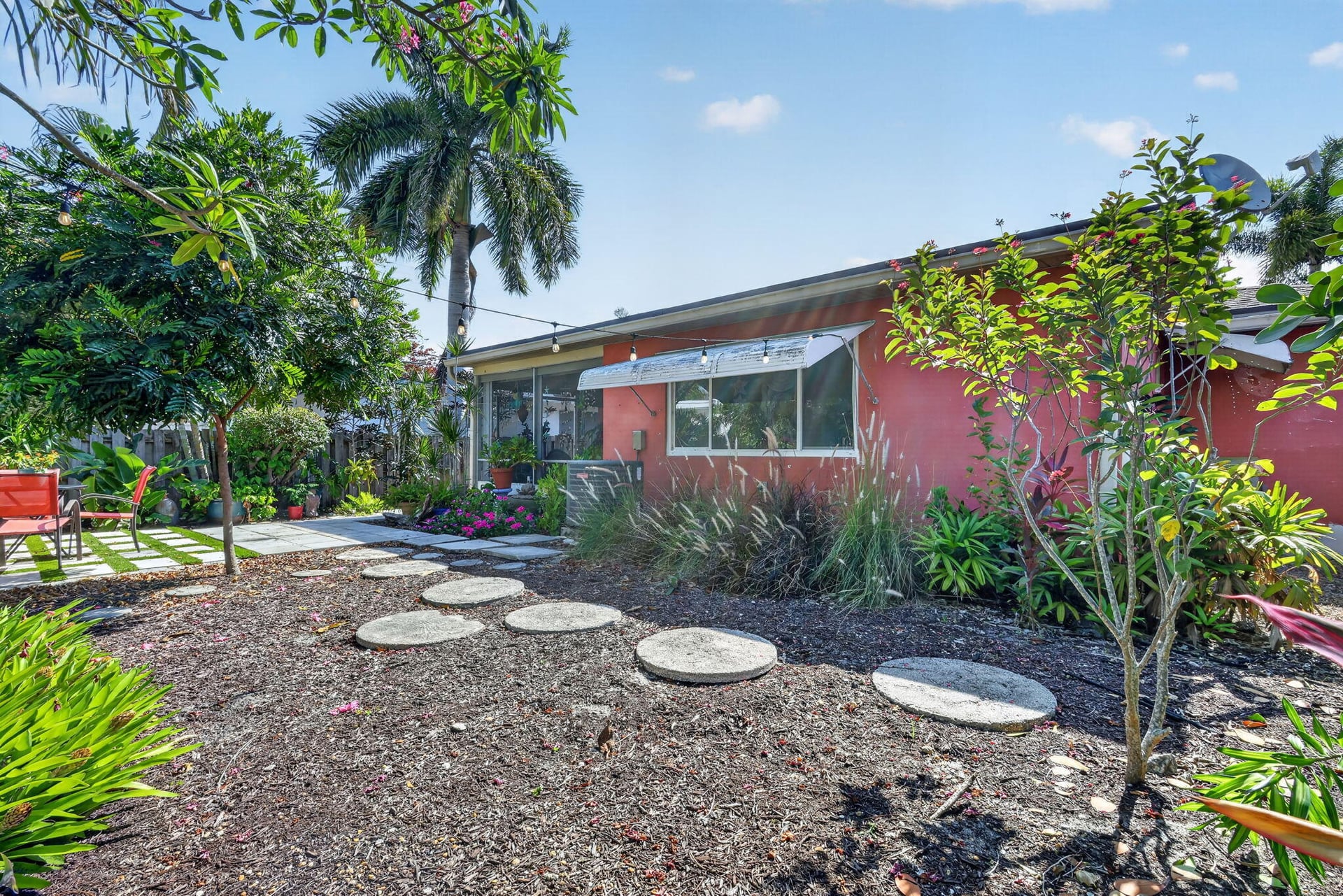 Residence photo 32