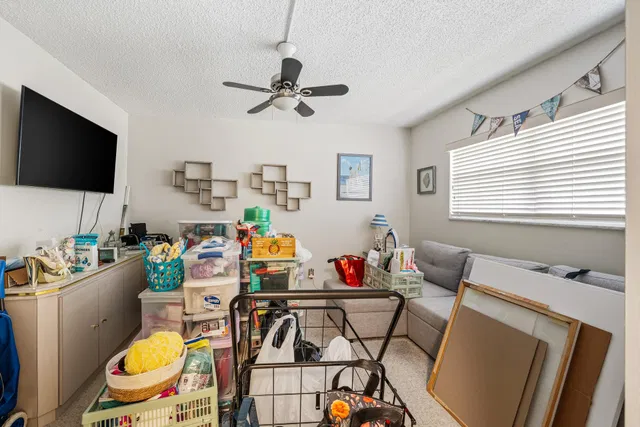 Unit 502 photo 17
