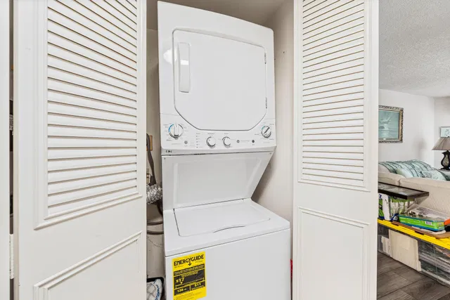 Unit 502 photo 20