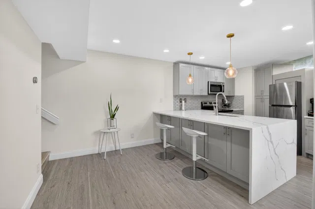 Unit D photo 9