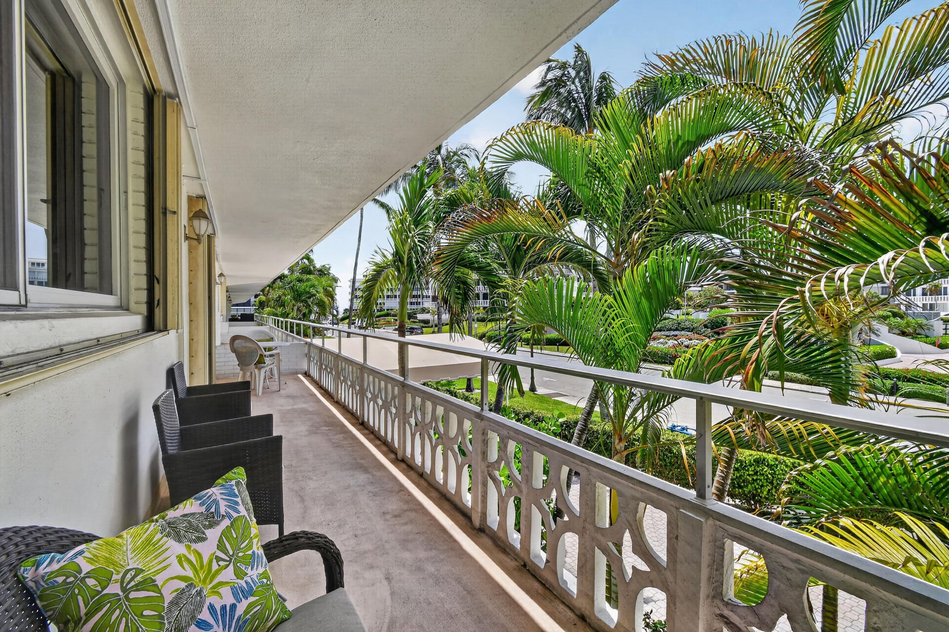 North End Palm Beach Residence photo 7