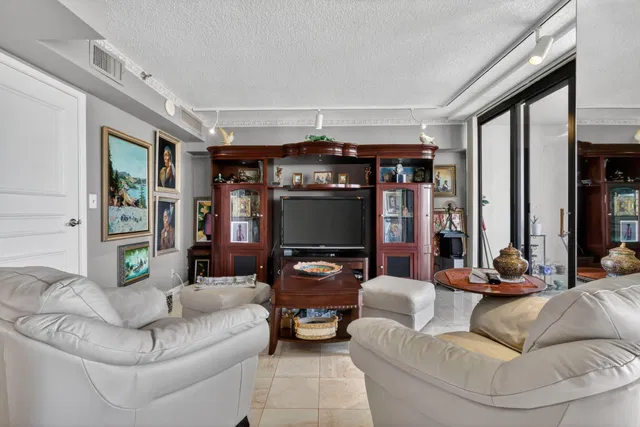 Consulate Place Unit 1705 photo 9