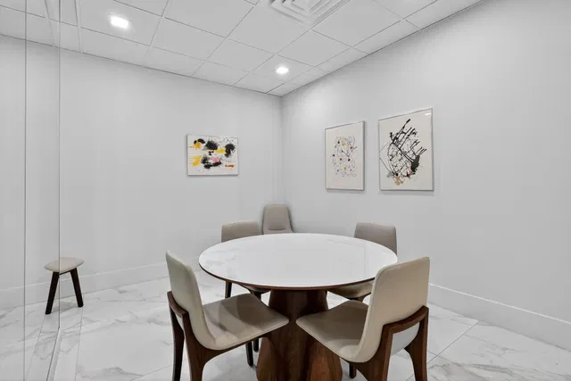 Consulate Place Unit 1705 photo 57