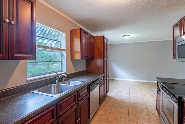 West Palm Beach Residence photo 3
