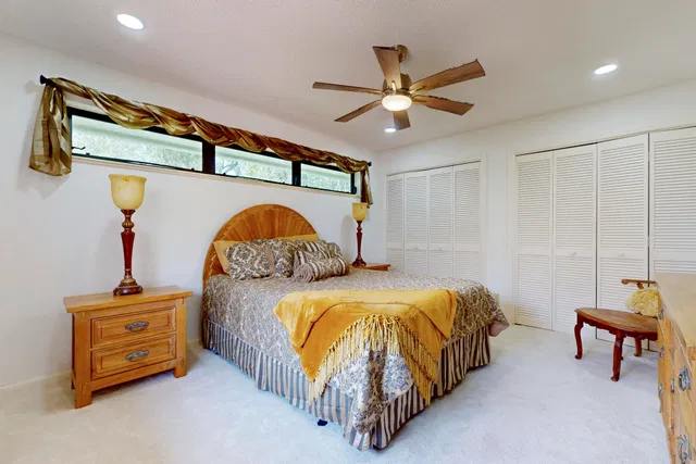 Residence photo 22