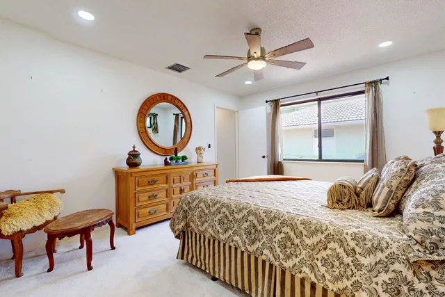 Residence photo 23