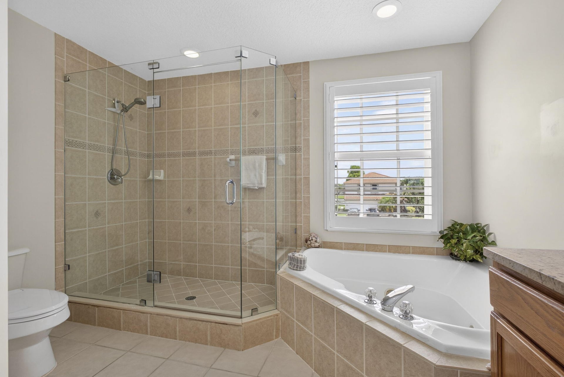 Residence photo 24