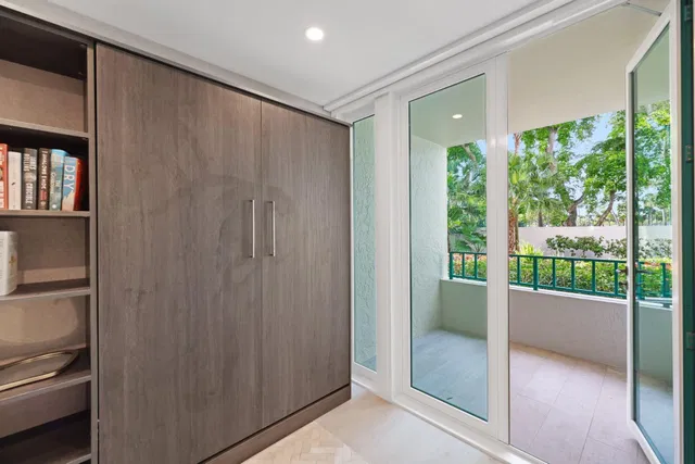 Mizner Court Unit 106 photo 33