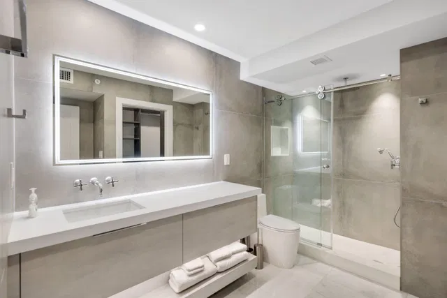 Mizner Court Unit 106 photo 34