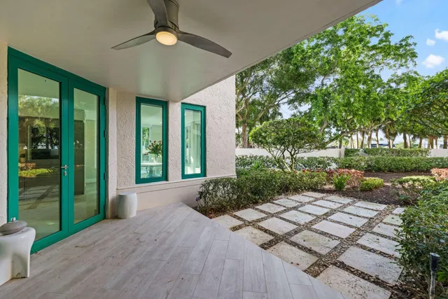 Mizner Court Unit 106 photo 42