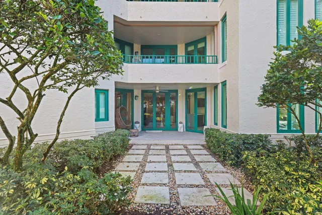 Mizner Court Unit 106 photo 45