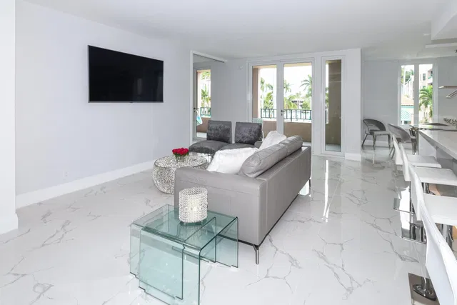 Boca Raton Unit 321 photo 9