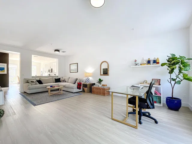 New Haven at Abacoa Unit 205 photo 14