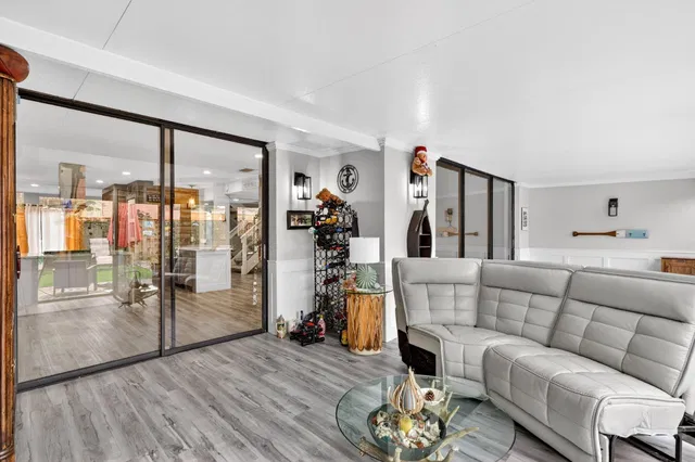Residence photo 31