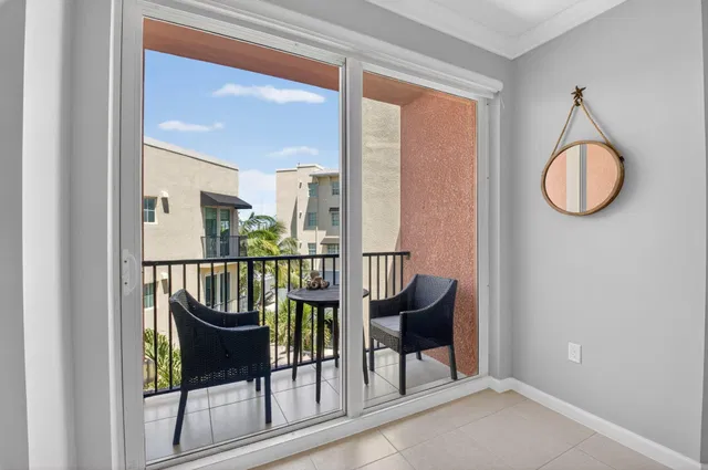 The Astor Residence photo 10