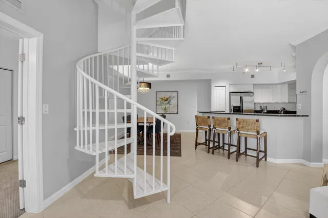 The Astor Residence photo 12