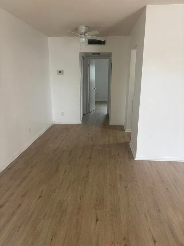 Residence photo 5