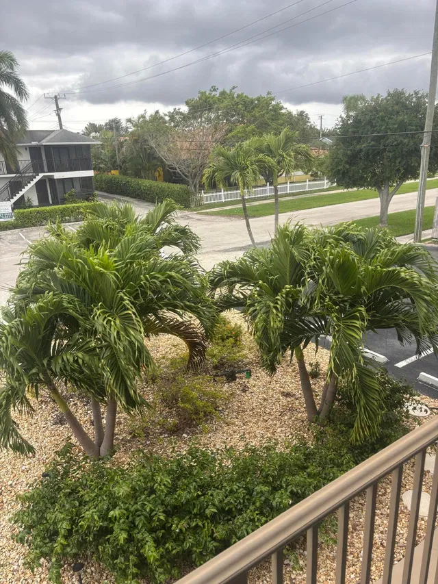 Residence photo 17
