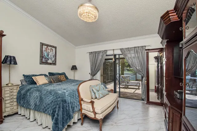 Residence photo 29