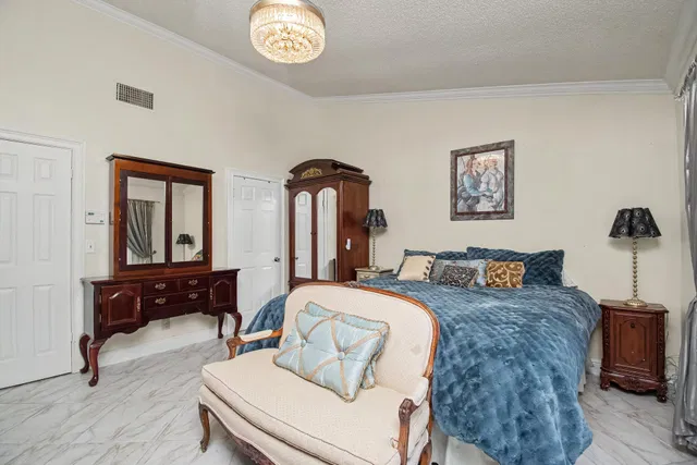 Residence photo 31