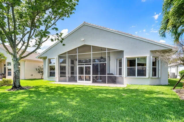 Residence photo 18