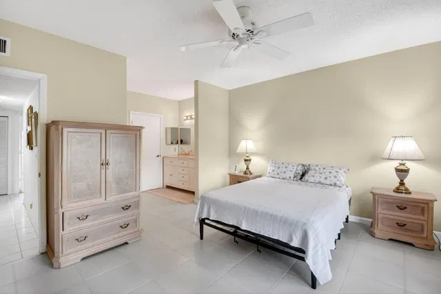 Residence photo 27