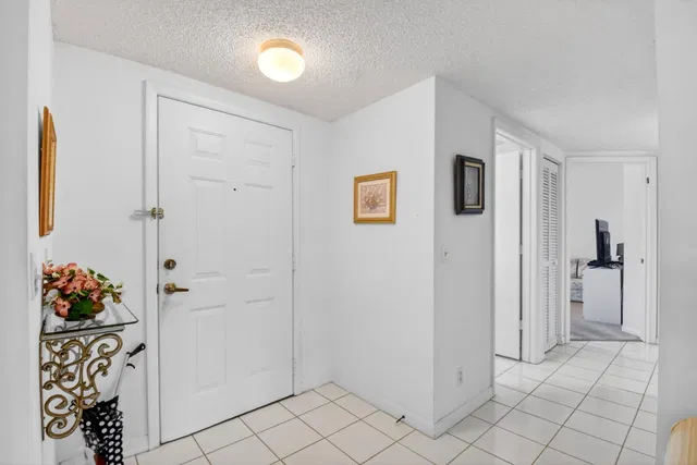 Residence photo 35