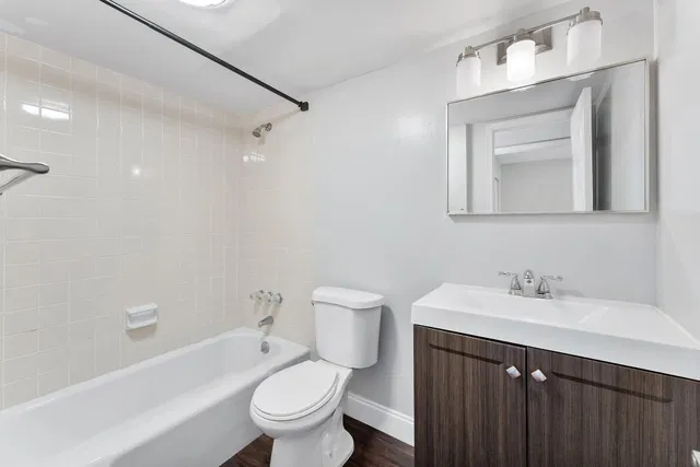 Unit C19 photo 18