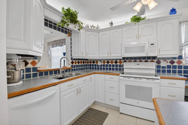  Unit 108 photo 12