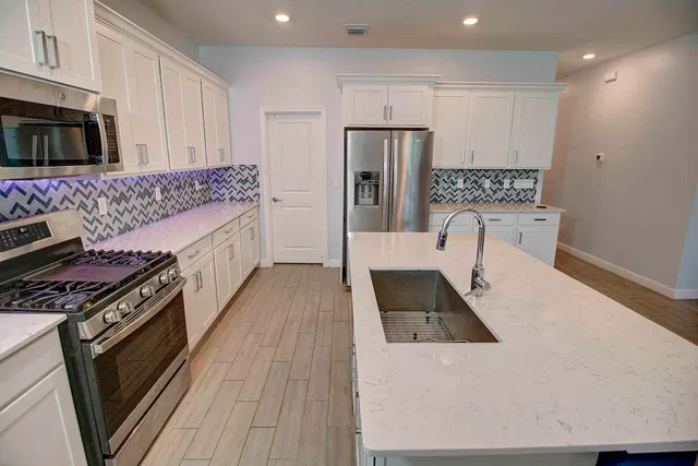  Residence photo 14