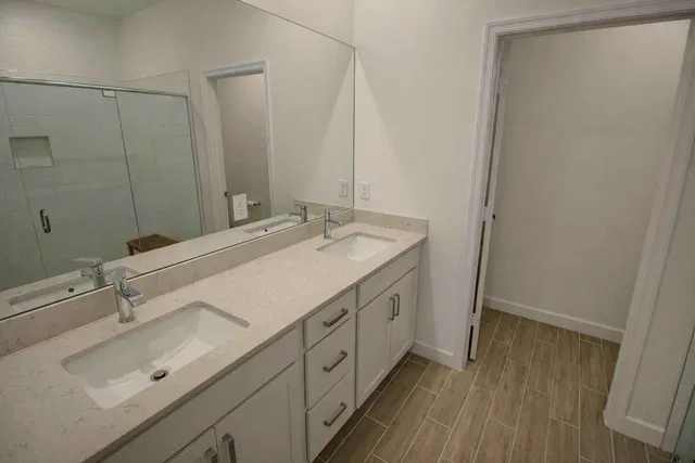  Residence photo 18