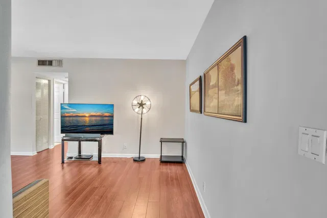 Boca Raton Unit 303 photo 9