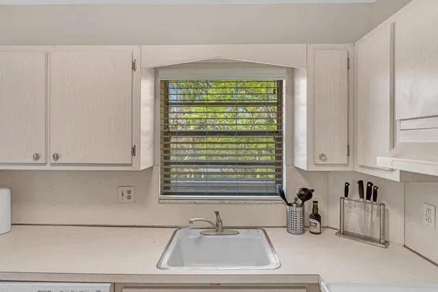 Boca Raton Unit 303 photo 14